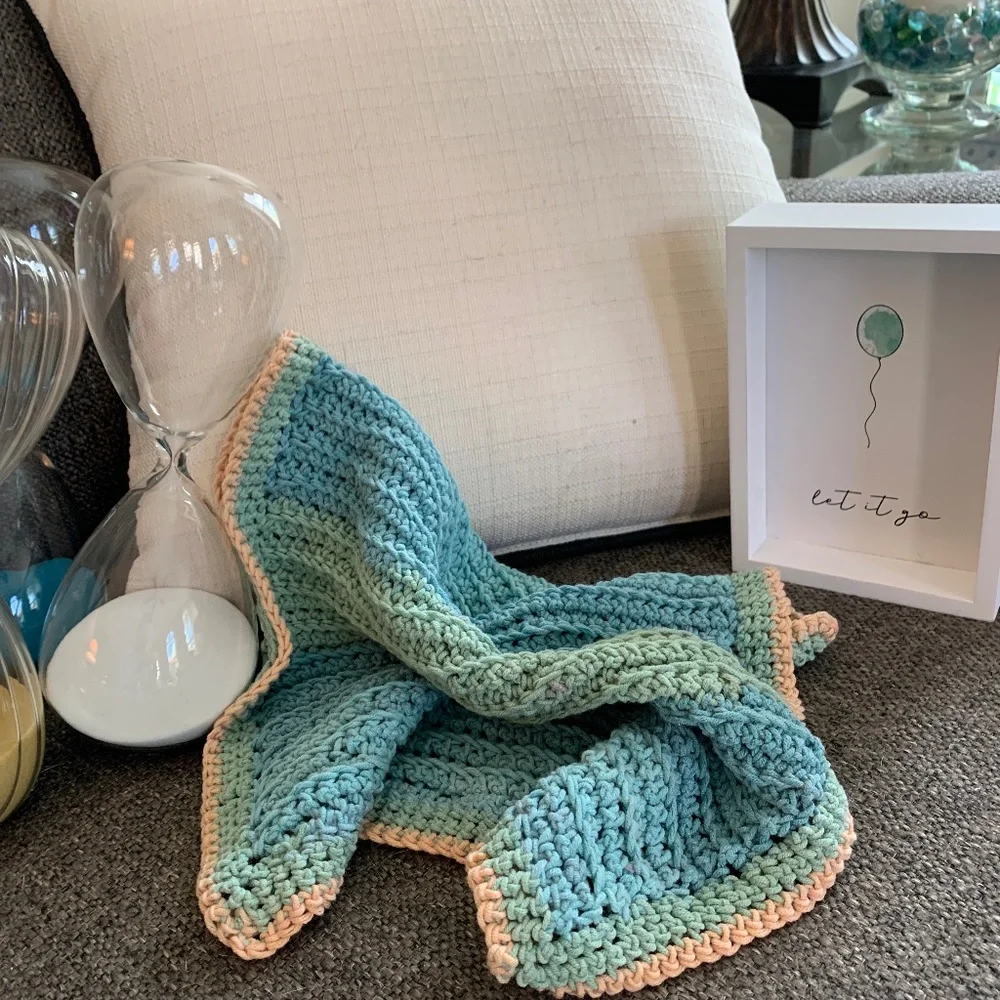 “Calm” a lovey lovingly hand made in the USA - Picture 2 of 4